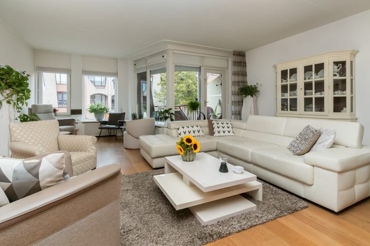 Photo 9 of Schoolstraat 17