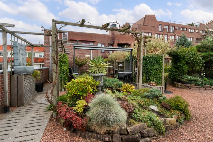 Photo 23 of Schoolstraat 17