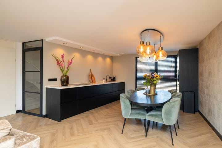 Foto 14 van Bloemenlaan 12