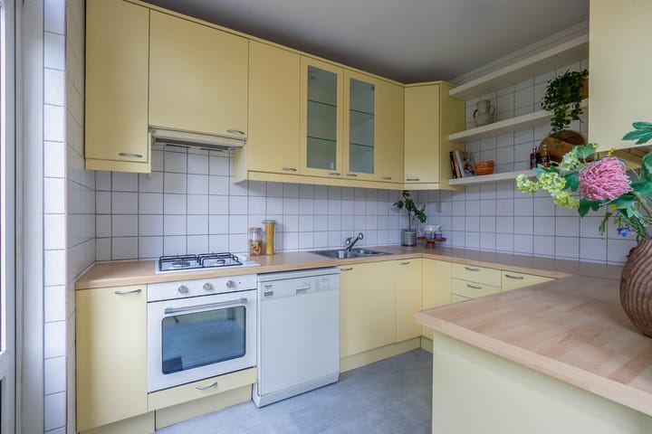 Photo 7 of Dokter Bauerstraat 120