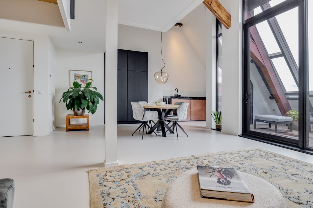 Photo 7 of F.C. Dondersstraat 91