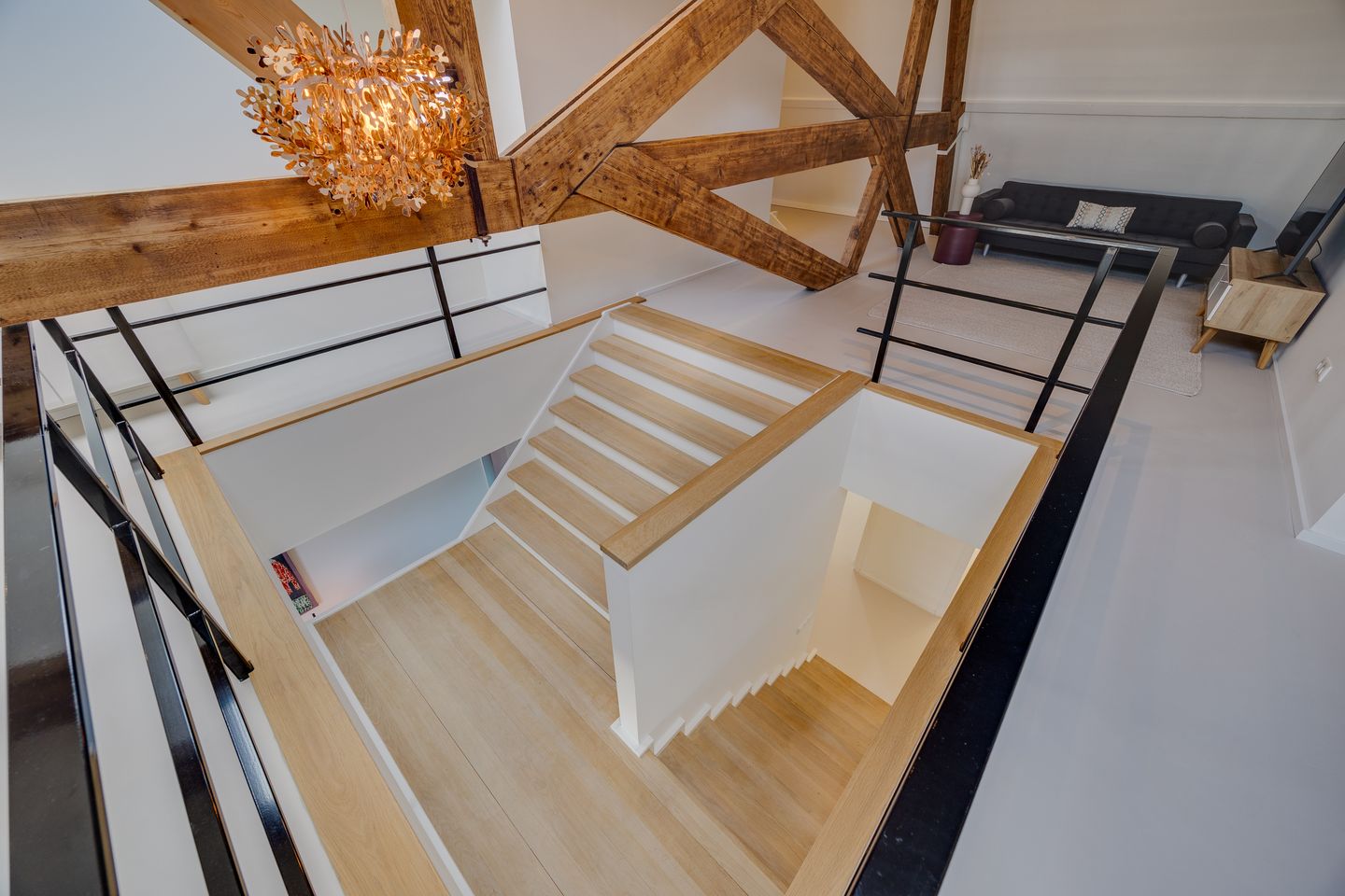 Photo 35 of F.C. Dondersstraat 91