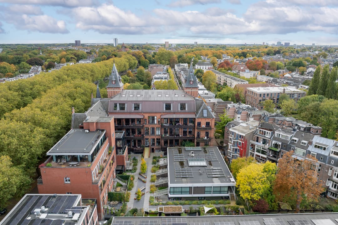 Photo 43 of F.C. Dondersstraat 91