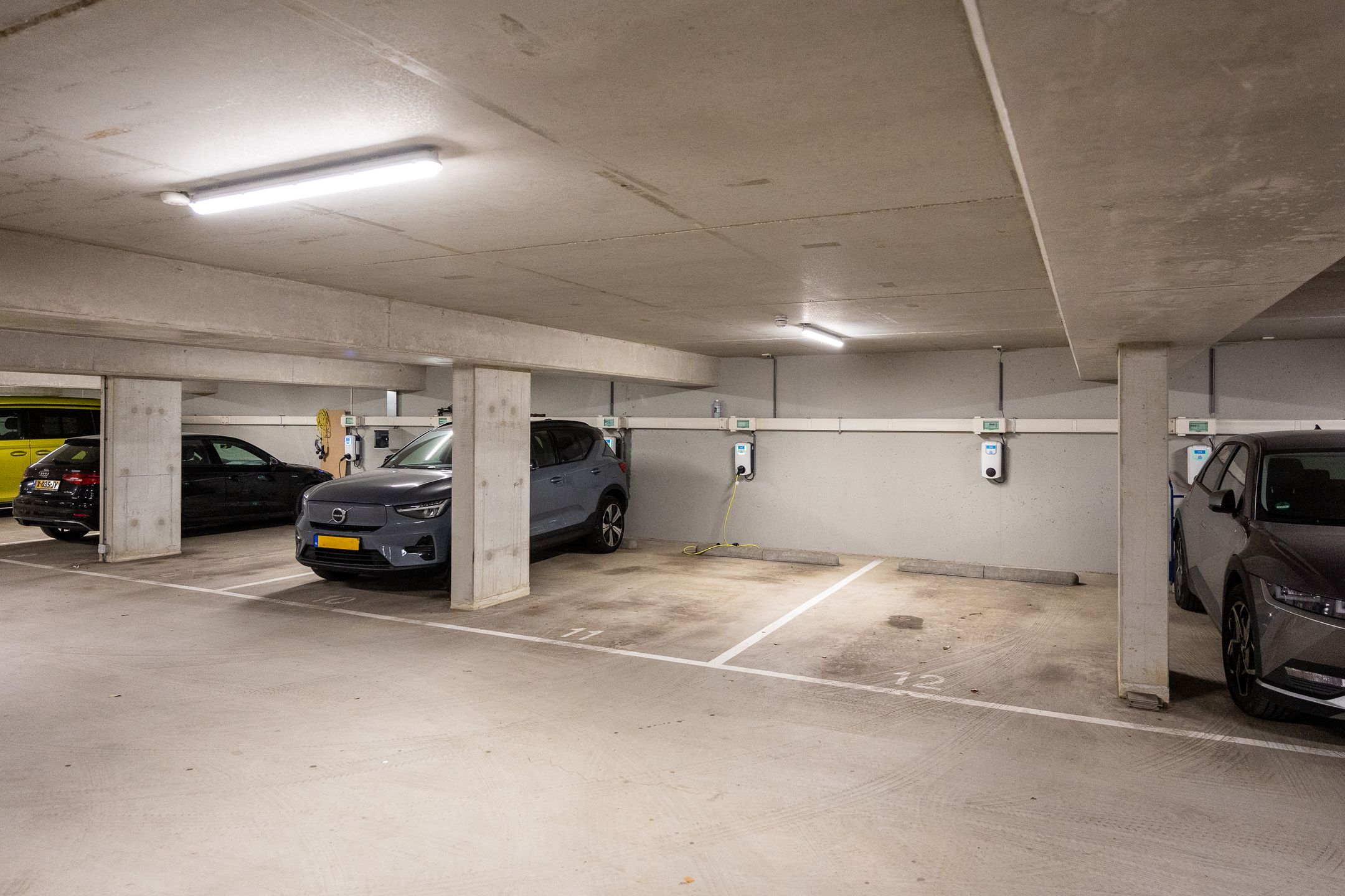 Photo 42 of F.C. Dondersstraat 91