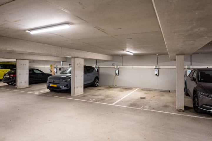 Foto 42 van F.C. Dondersstraat 91