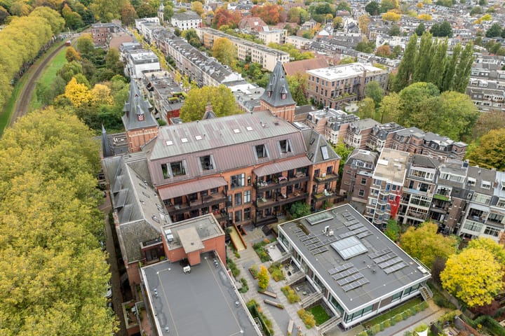 Foto 44 van F.C. Dondersstraat 91