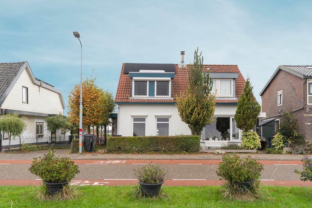 Photo 2 of Leimuiderdijk 31