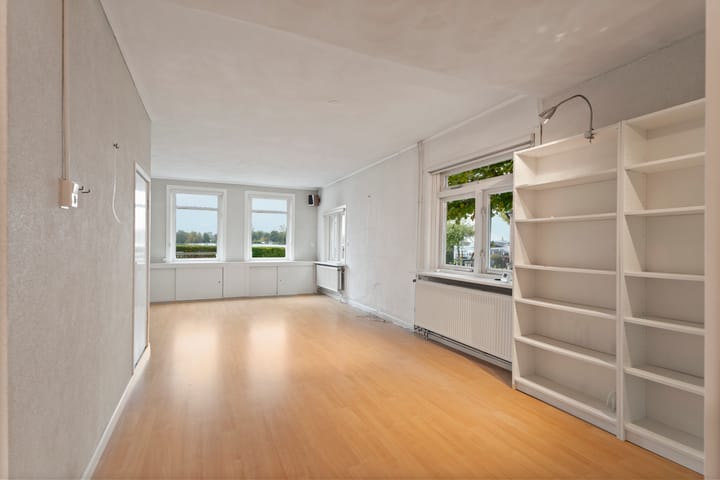 Foto 6 van Leimuiderdijk 31