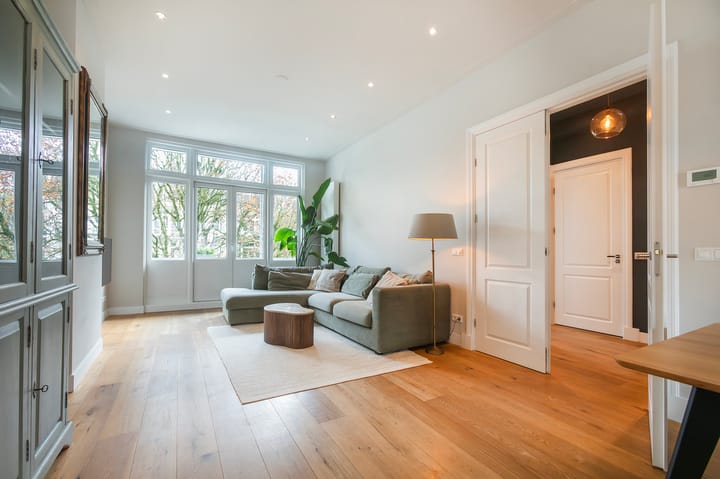 Photo 3 of Admiraal De Ruijterweg 128-2