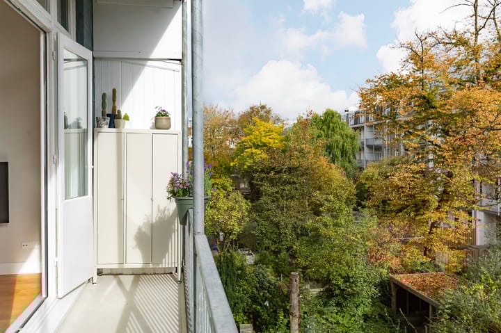 Photo 5 of Admiraal De Ruijterweg 128-2