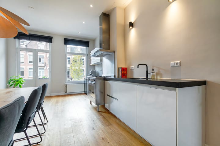 Photo 13 of Admiraal De Ruijterweg 128-2