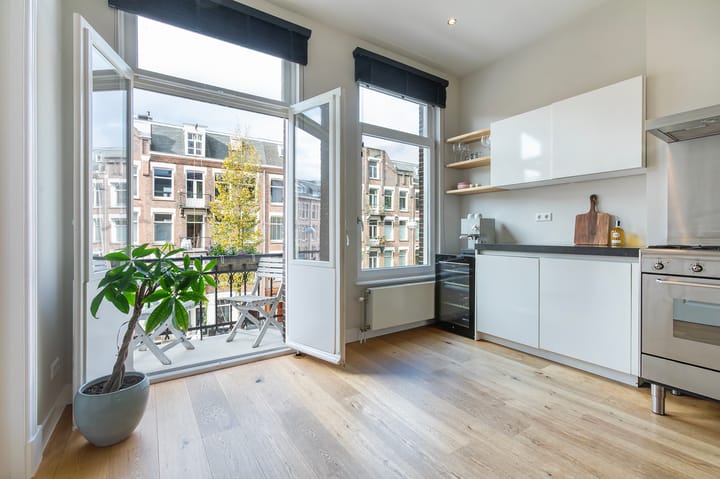 Photo 16 of Admiraal De Ruijterweg 128-2