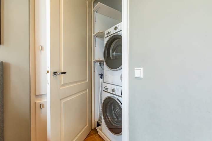 Photo 21 of Admiraal De Ruijterweg 128-2