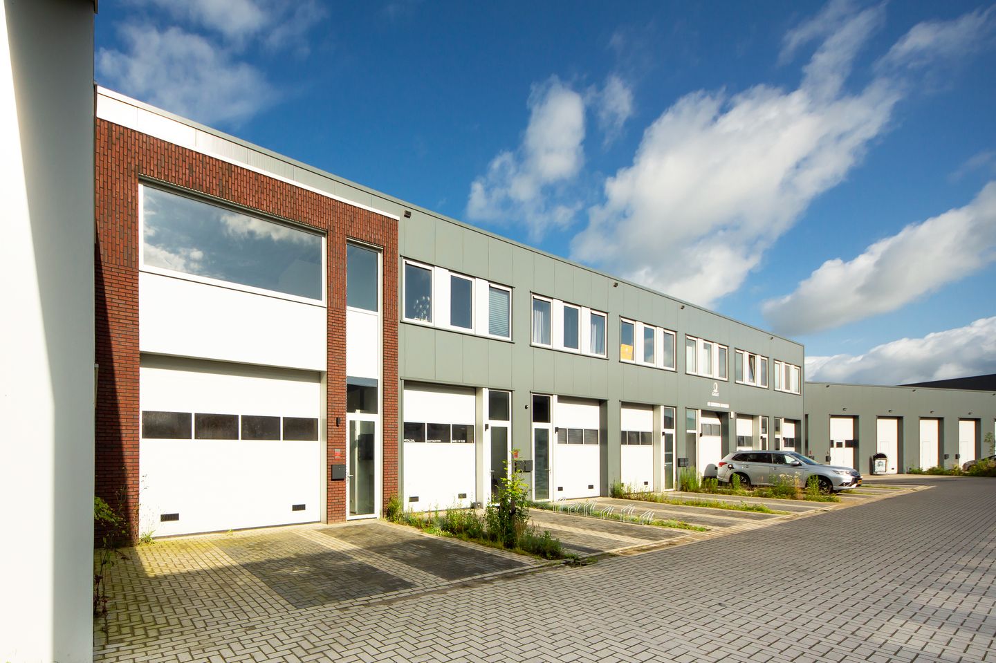 View photo 4 of Stockholmweg 31