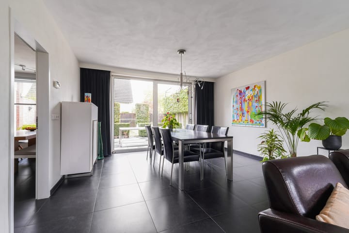 Photo 15 of Lennisheuvel 25