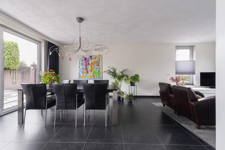 Photo 16 of Lennisheuvel 25