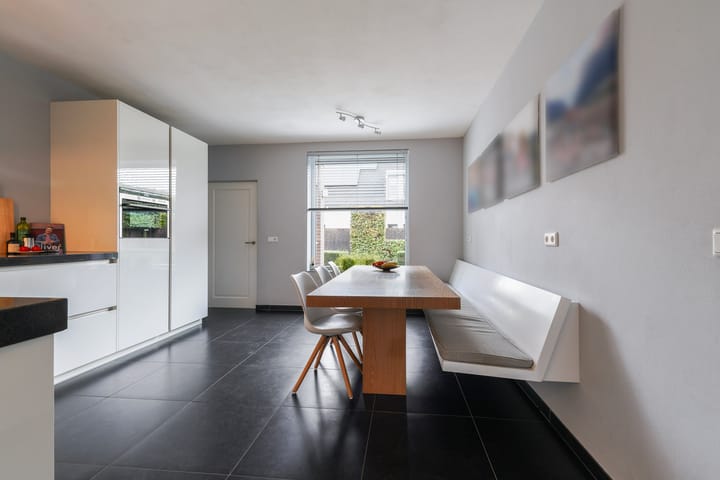 Photo 19 of Lennisheuvel 25