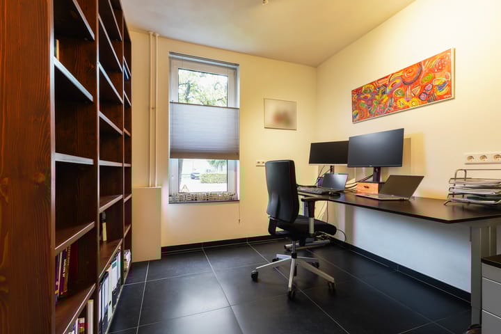 Photo 28 of Lennisheuvel 25