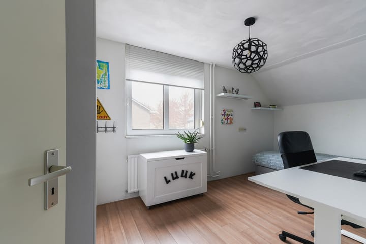 Photo 32 of Lennisheuvel 25