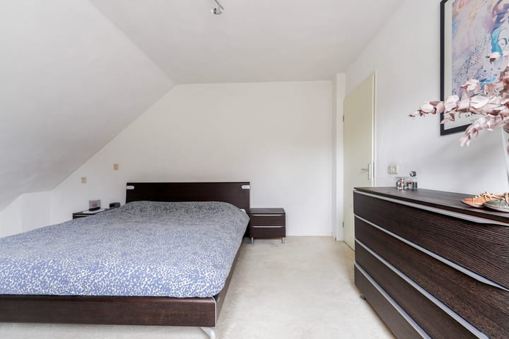 Photo 38 of Lennisheuvel 25