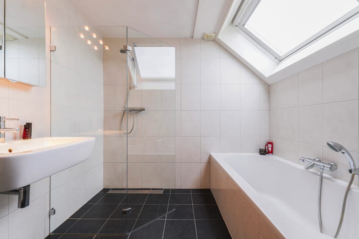 Photo 44 of Lennisheuvel 25