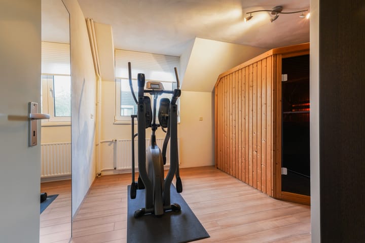 Photo 46 of Lennisheuvel 25