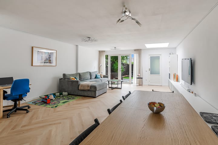 Foto 12 van Koolzaadweg 35