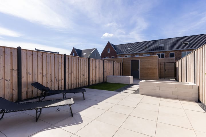 Foto 2 van Meester Mantelstraat 51