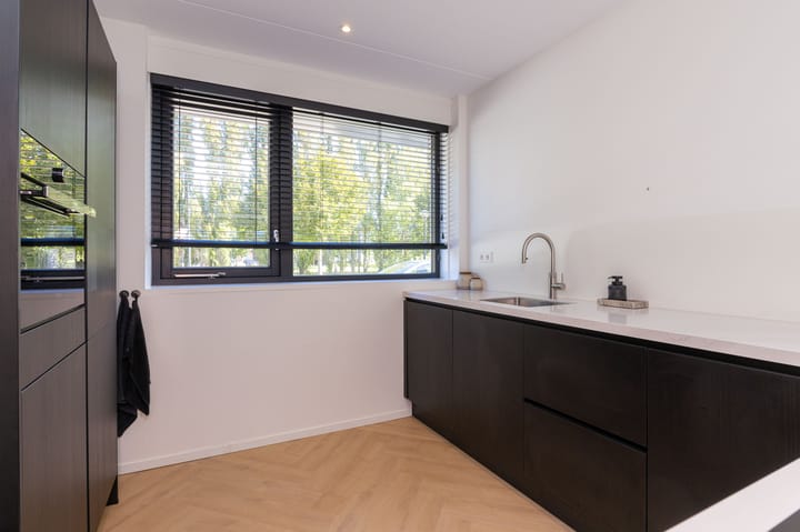 Foto 16 van Meester Mantelstraat 51