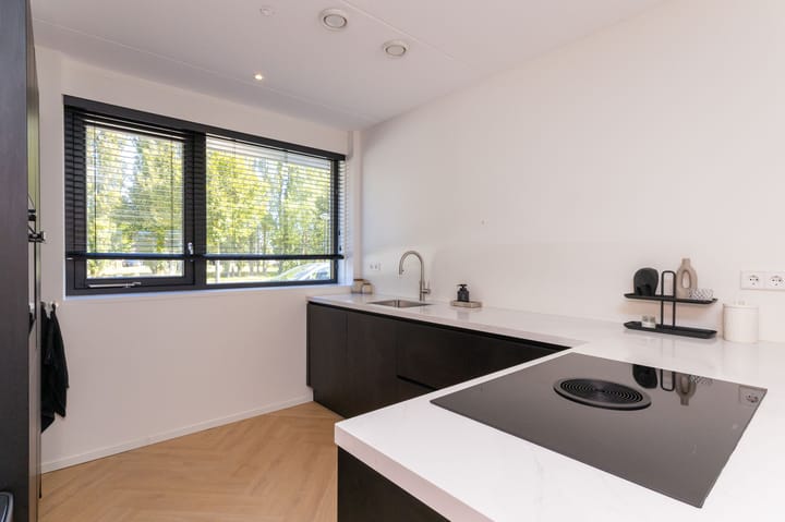 Foto 19 van Meester Mantelstraat 51