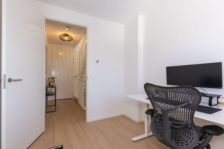 Foto 29 van Meester Mantelstraat 51