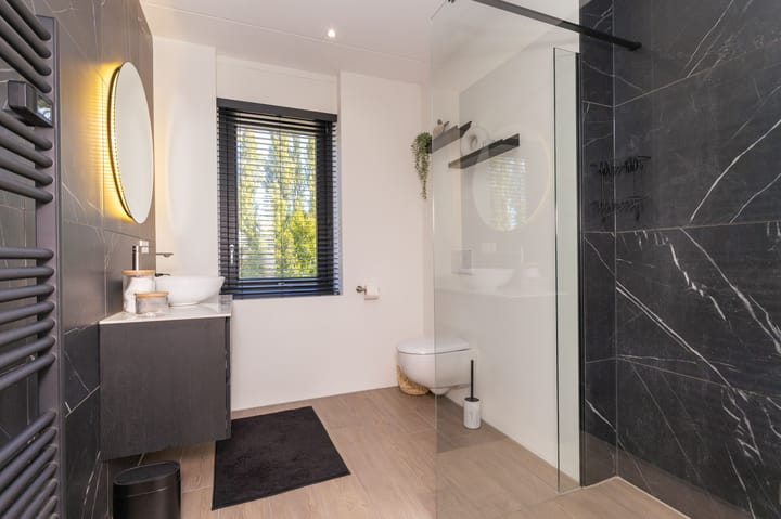 Foto 37 van Meester Mantelstraat 51