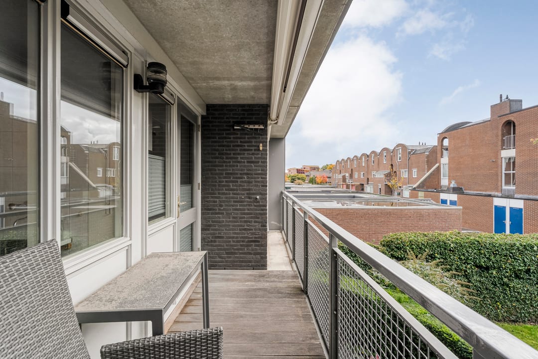 Foto 17 van Burg van der Lelysingel 2-D