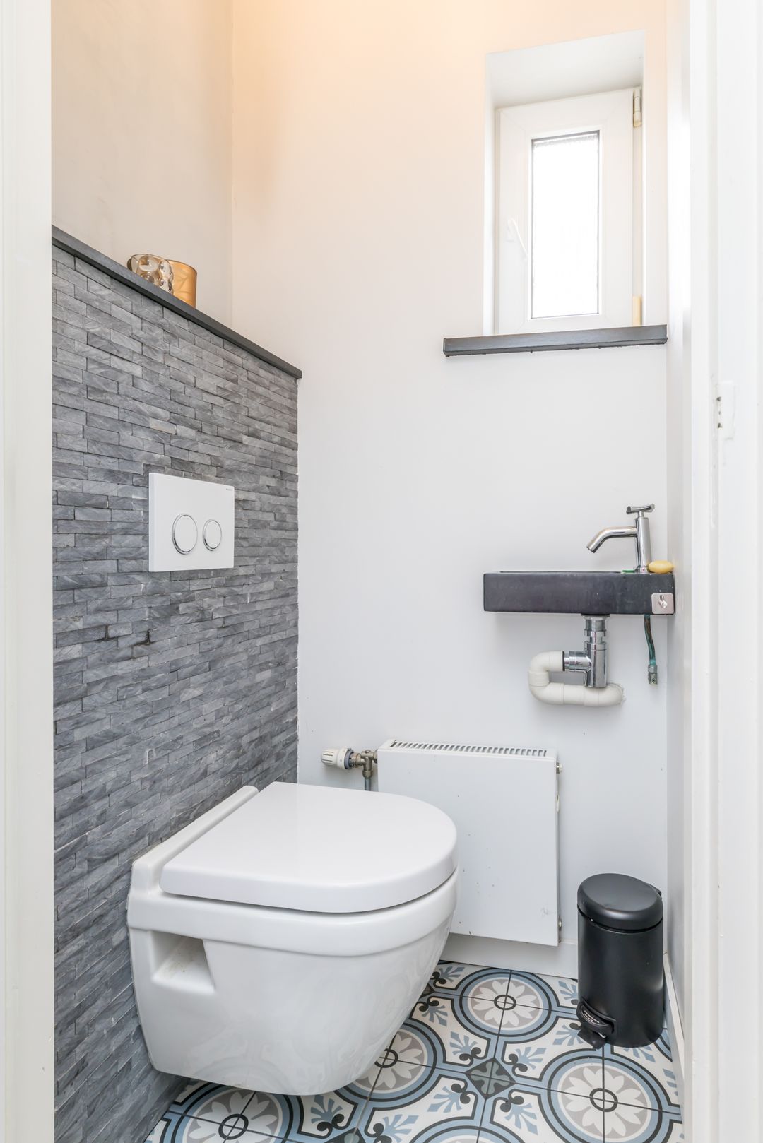 Photo 16 of Sougnezstraat 8