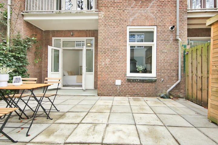 Photo 13 of Lutmastraat 87-H