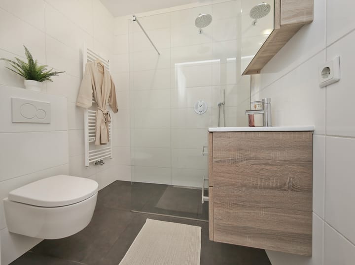 Photo 19 of Lutmastraat 87-H