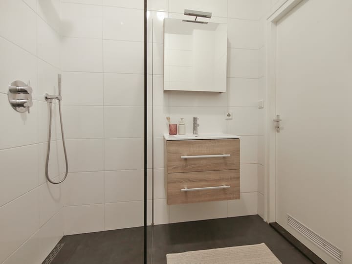 Photo 20 of Lutmastraat 87-H