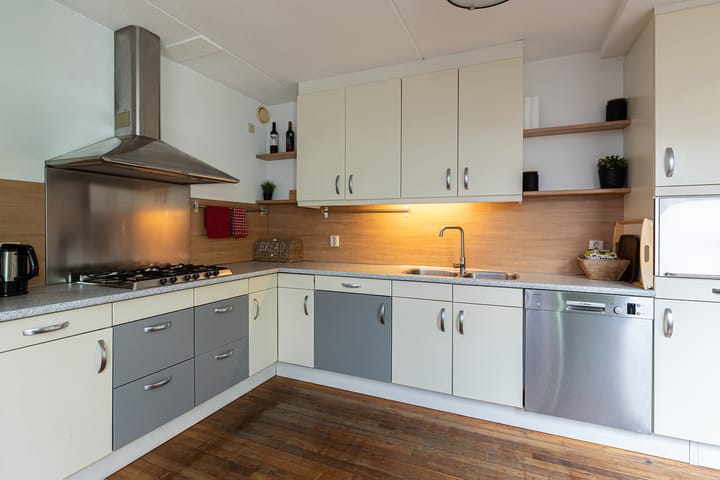 Photo 9 of Westkil 52