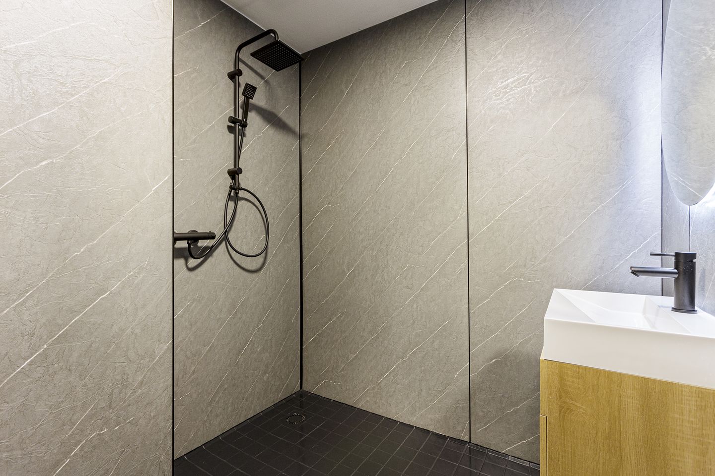 Photo 10 of Bussumerstraat 44-B