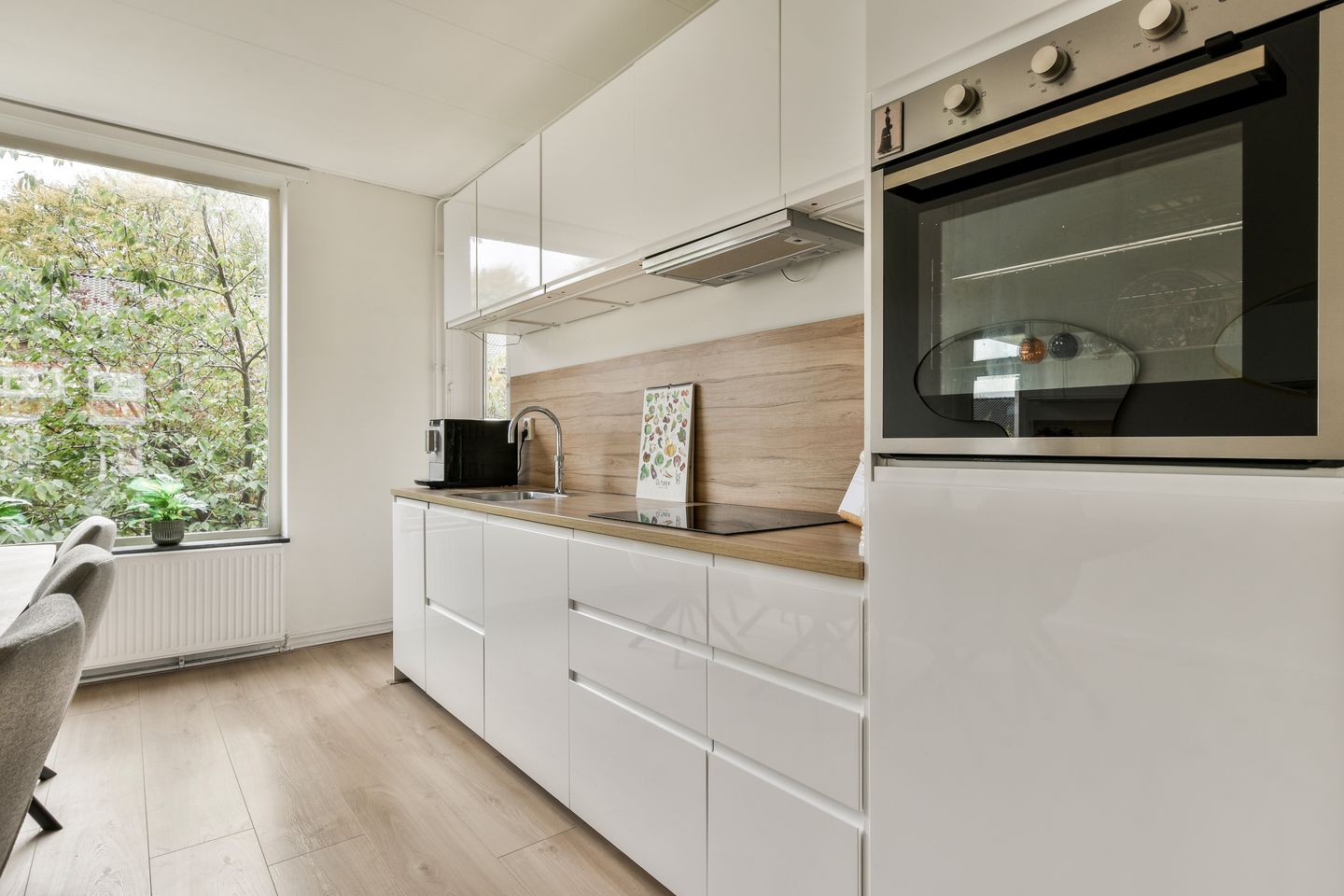 Foto 4 van Johannes van der Waalsstraat 32-1