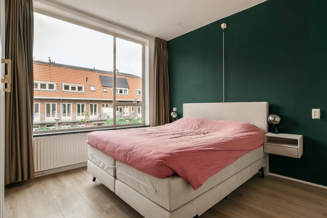 Foto 11 van Johannes van der Waalsstraat 32-1