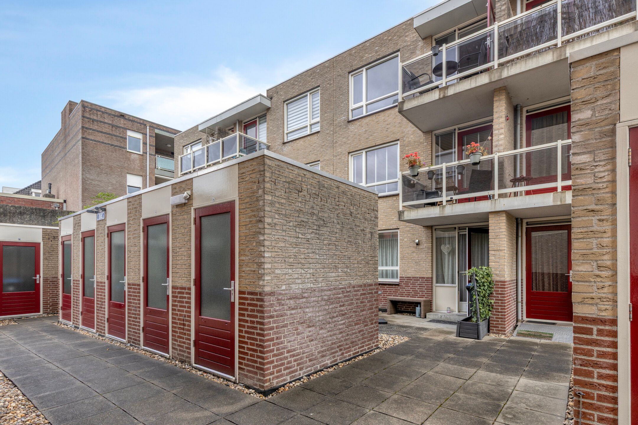 Photo 21 of Fortuinstraat 2-S