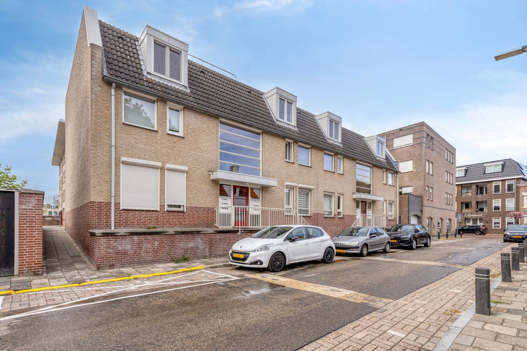 Photo 22 of Fortuinstraat 2-S