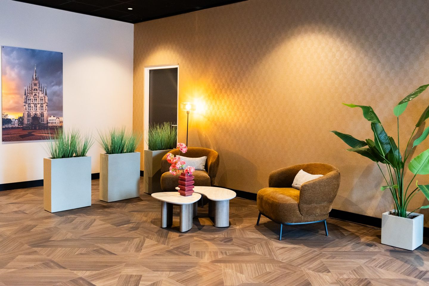 View photo 4 of Meridiaan 61