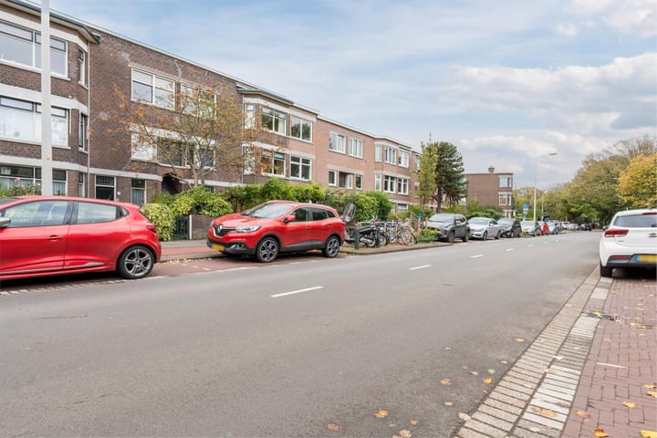 Photo 2 of Kamperfoeliestraat 69