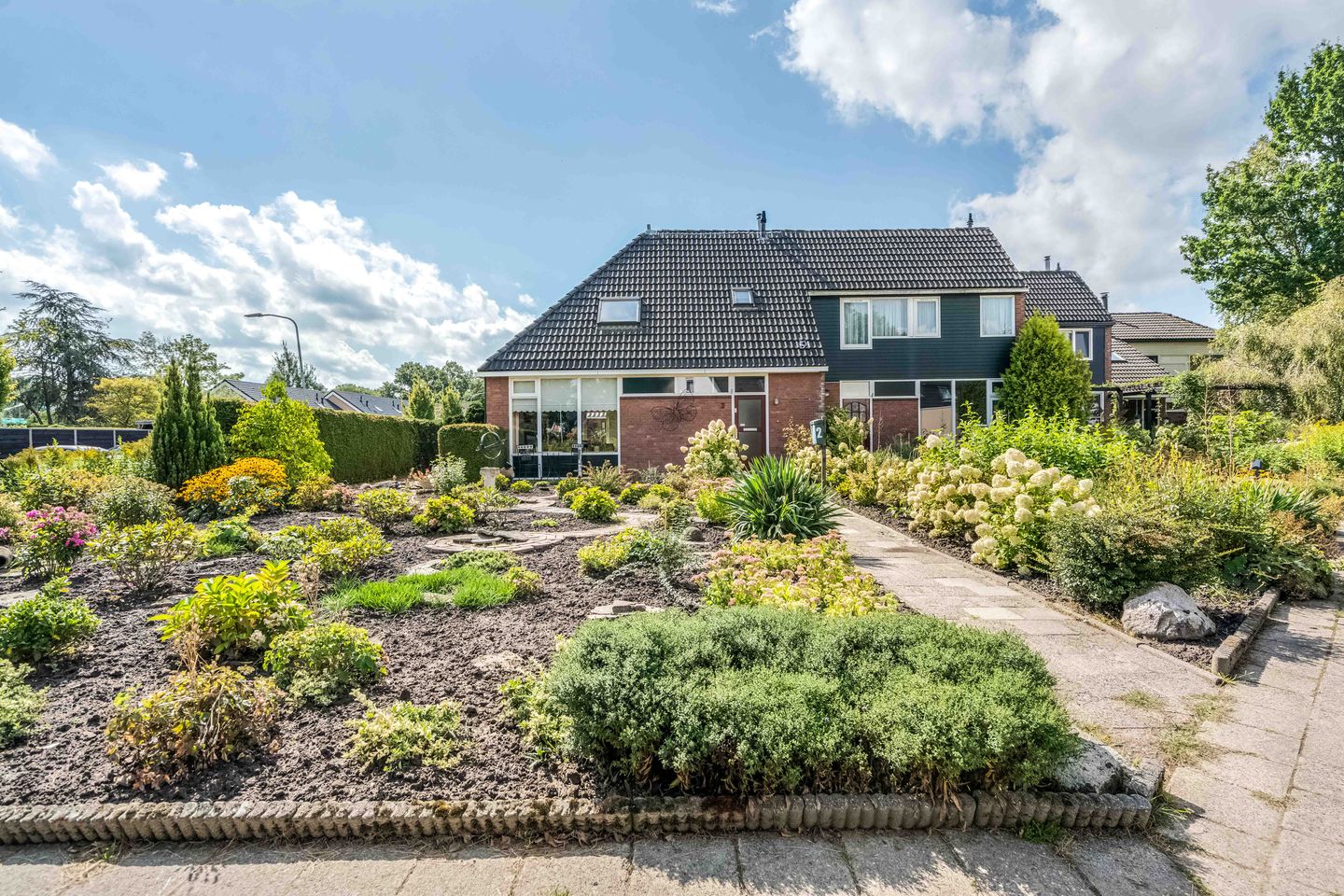 Foto 4 van den Dam 2