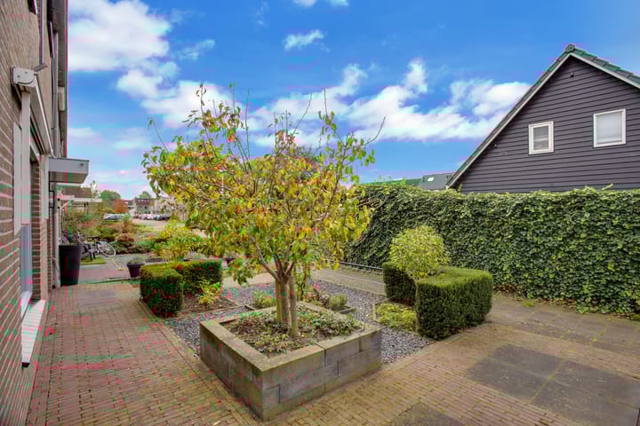 Foto 45 van Schokkerstraat 85