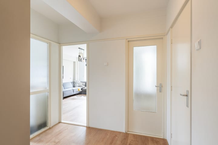 Foto 11 van van Hogendorplaan 198