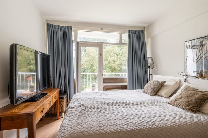 Foto 15 van van Hogendorplaan 198