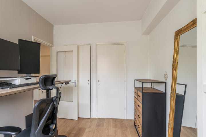 Foto 18 van van Hogendorplaan 198